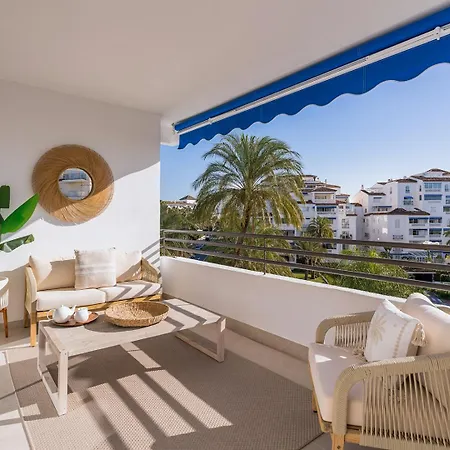 Two Bedroom - Sea View ماربيا