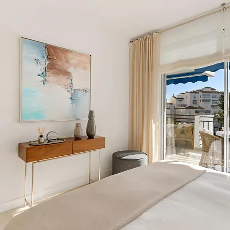 Apartment Two Bedroom - Sea View