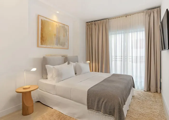 Two Bedroom - Sea View 公寓 *