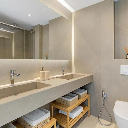 Two Bedroom - Sea View Apartament